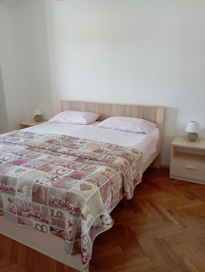 Rooms Ester Црес Экстерьер фото
