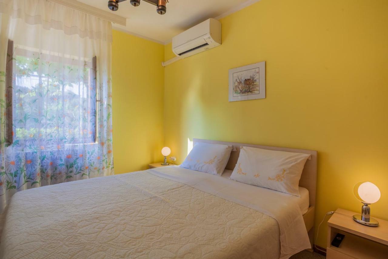 Rooms Ester Црес Экстерьер фото