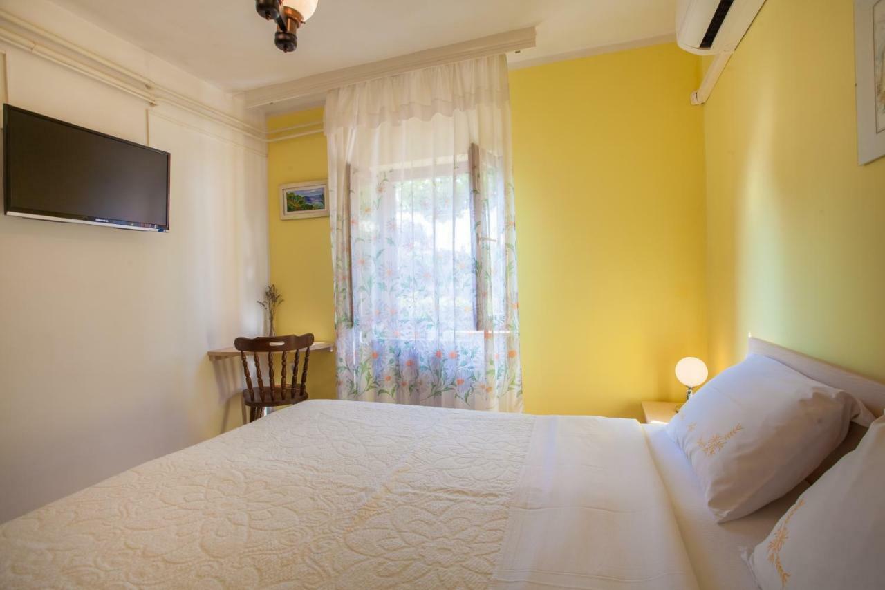 Rooms Ester Црес Экстерьер фото